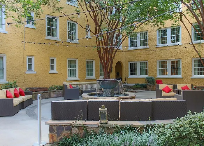 3 star hotels Artmore